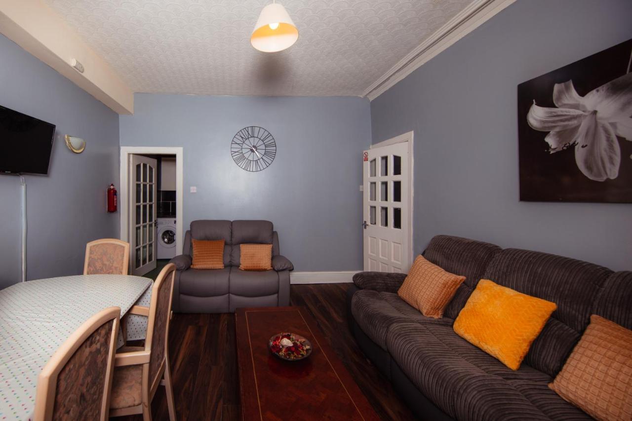 Super Central 4Bedroom Apartment At The Meadows Edinburgh Kültér fotó